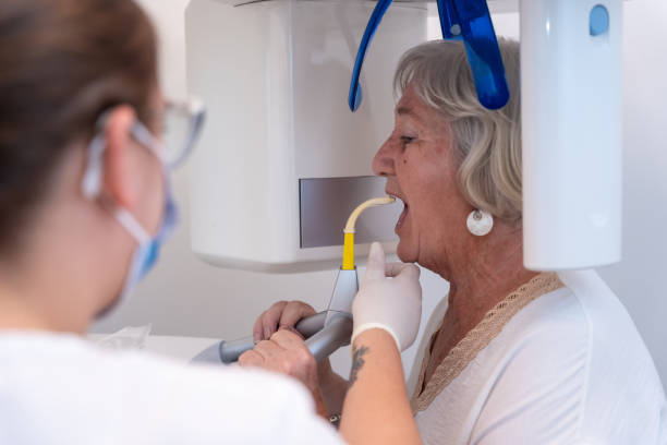 Best Emergency Dental Extractions in Algonac, MI